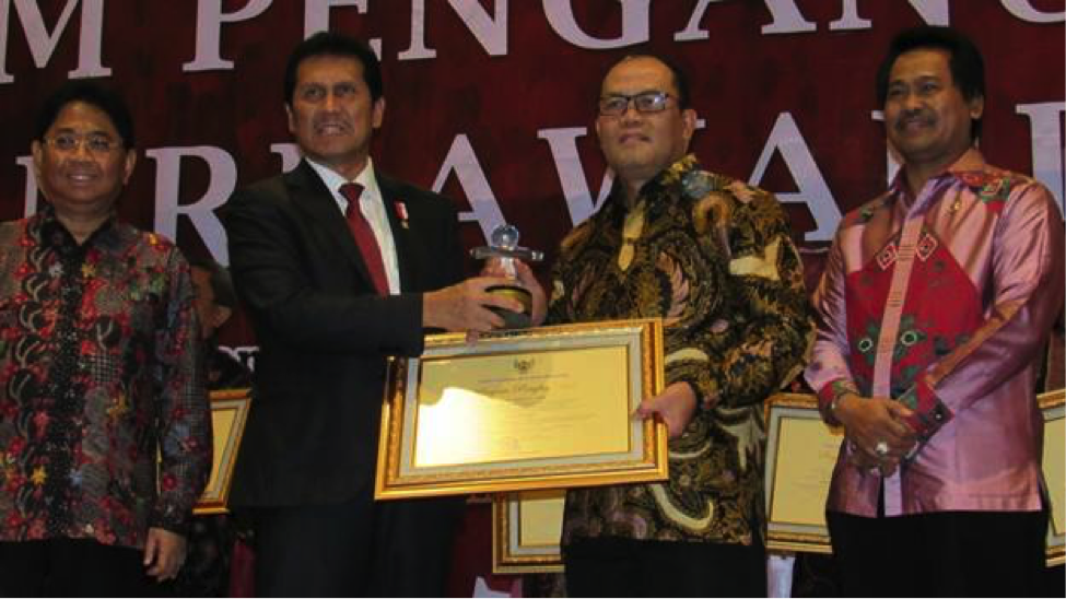 bank-indonesia-raih-penghargaan-unit-kearsipan-terbaik